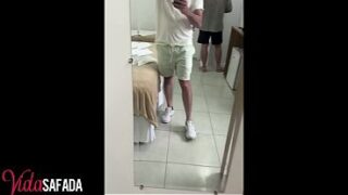 Chupei o namorado enquanto ela sentava na cara dele e depois fizemos uma dpv gostosa nela e gozamos muito.